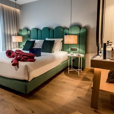 Mercure Centro 4*
