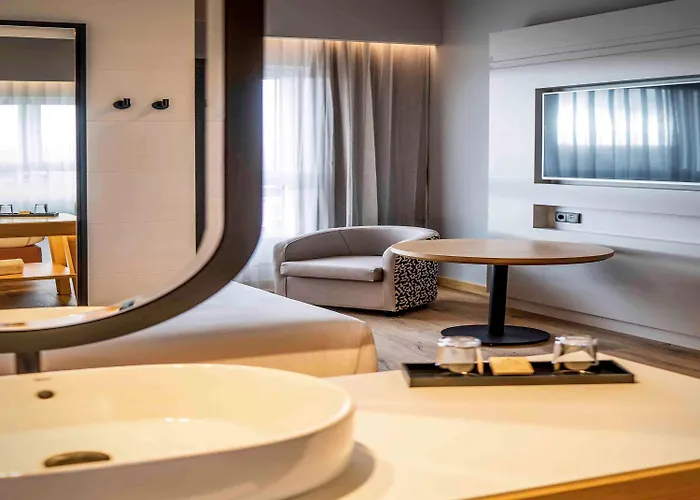 Mercure Centro 4*