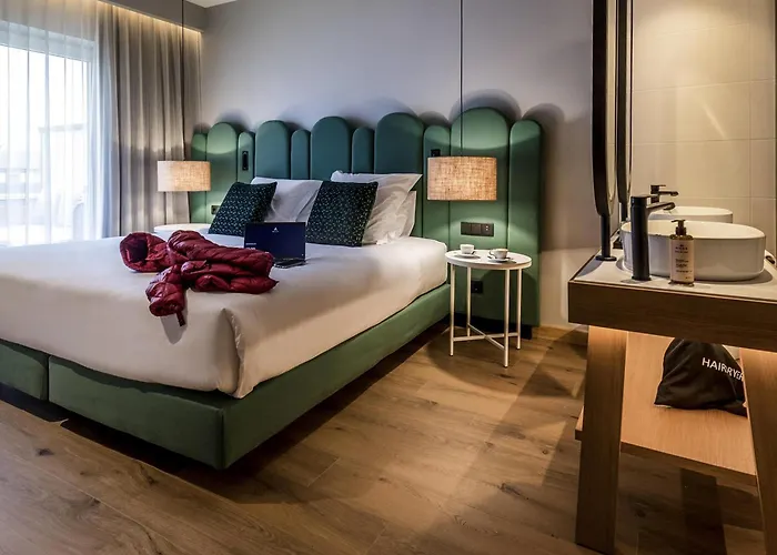 ホテル Mercure Centro 4*